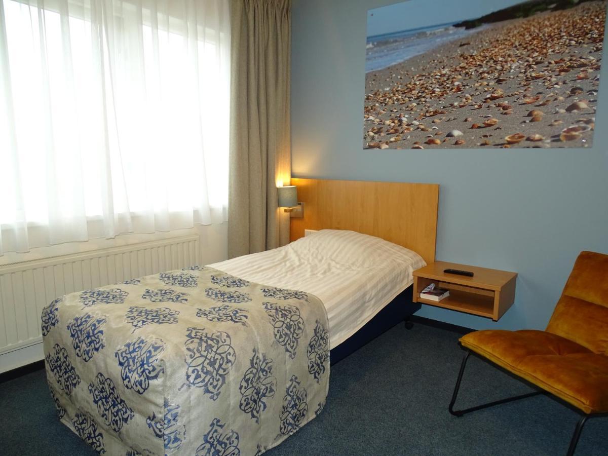 Hotel Cafe Restaurant "De Kroon" Wissenkerke Kültér fotó