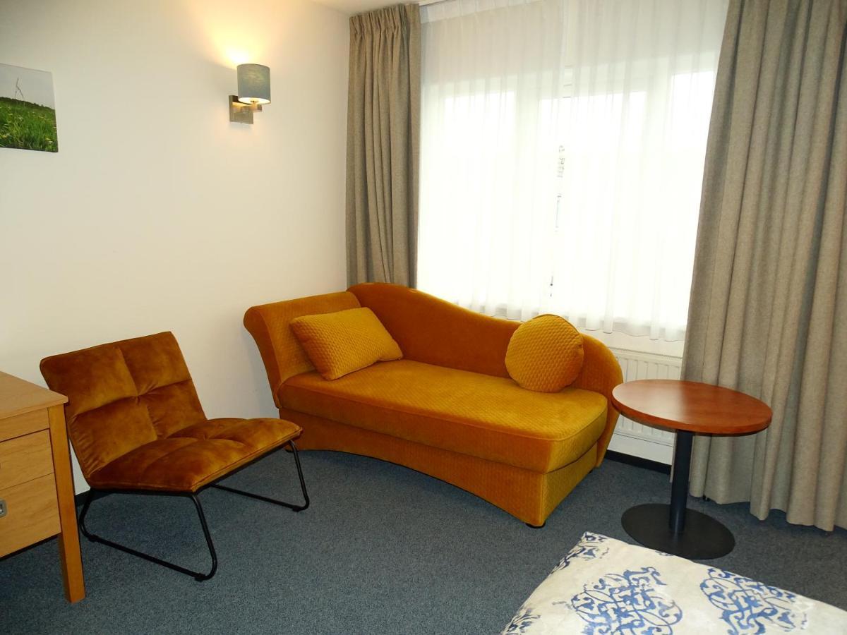 Hotel Cafe Restaurant "De Kroon" Wissenkerke Kültér fotó