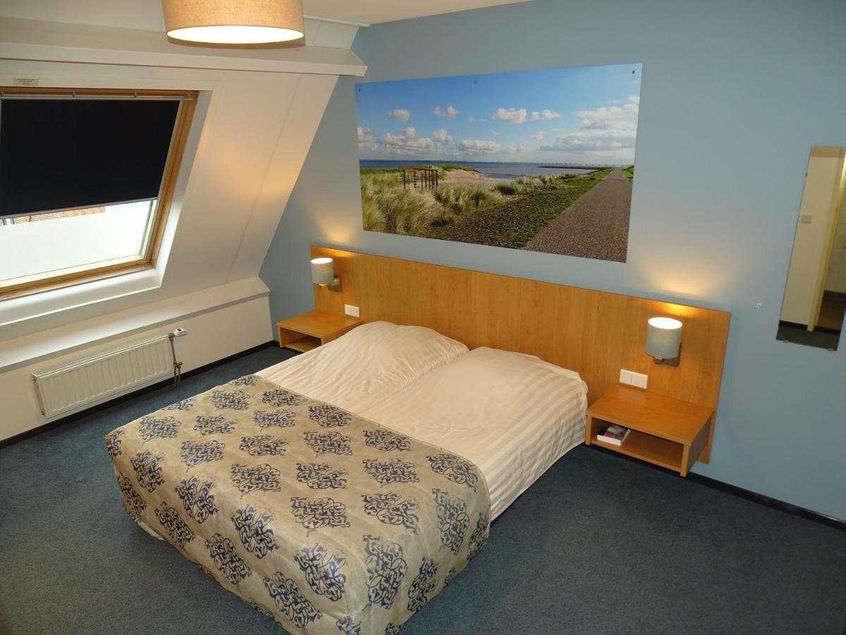 Hotel Cafe Restaurant "De Kroon" Wissenkerke Kültér fotó